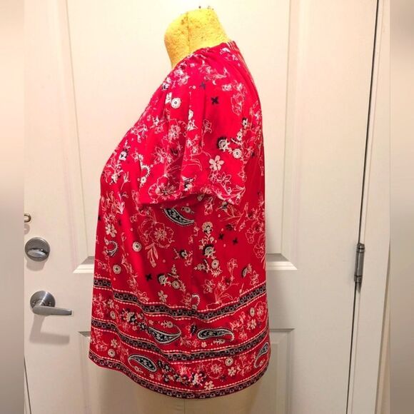 EUC Style & Co 1X Red Floral Paisley Top with Pleated Statement Neckline - Picture 3 of 9